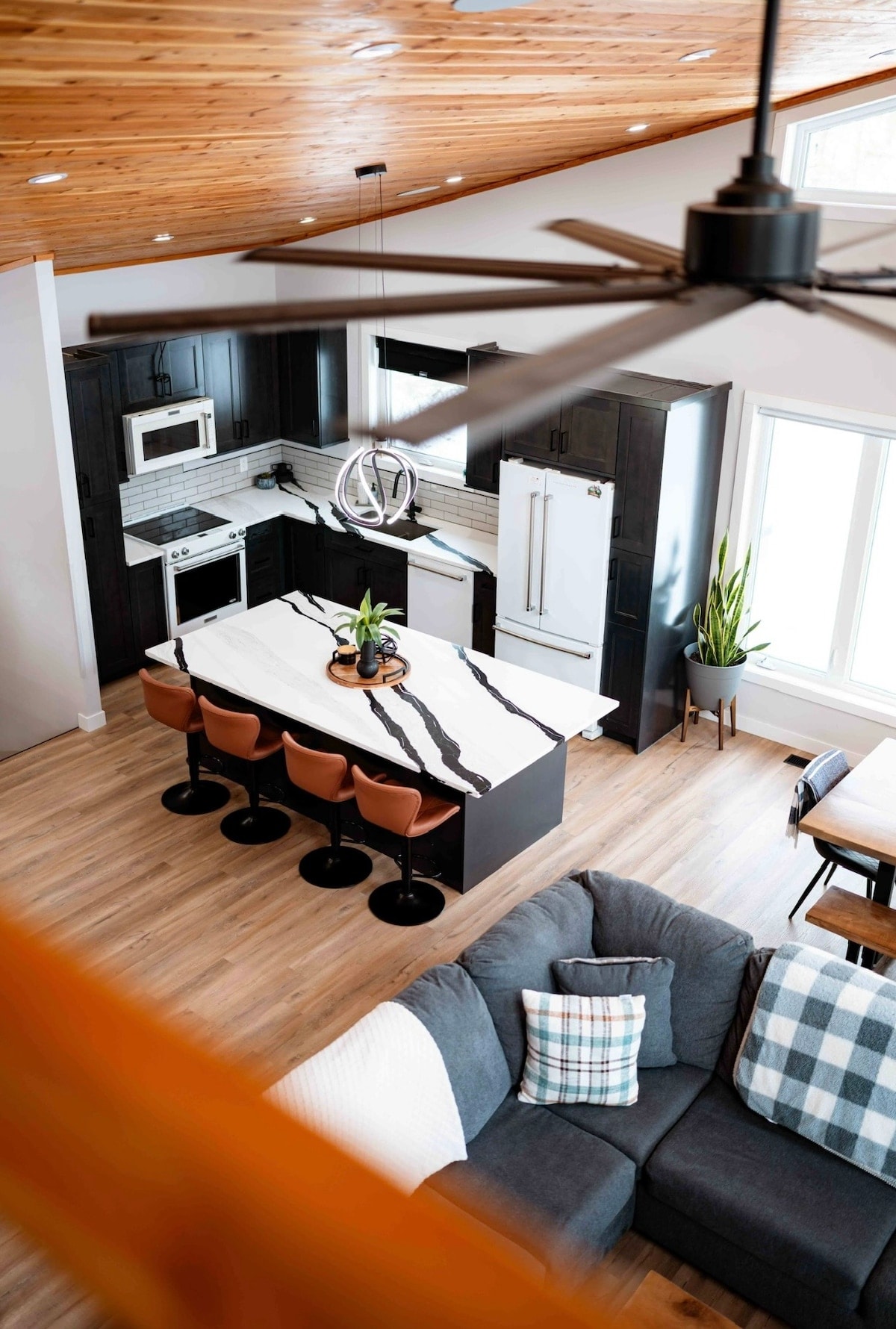 Wood Duck Lodge — view 2